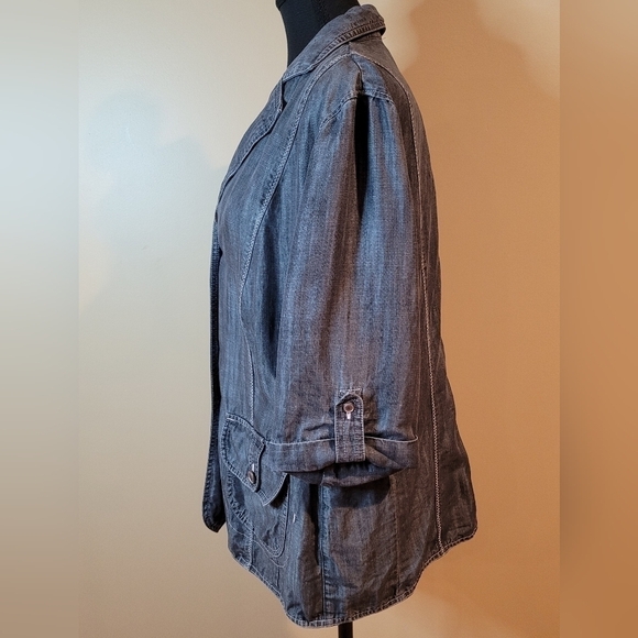 CAVITA Chambray Button Front Jacket, Grey with Pink Stitching, Western Office - Picture 3 of 14